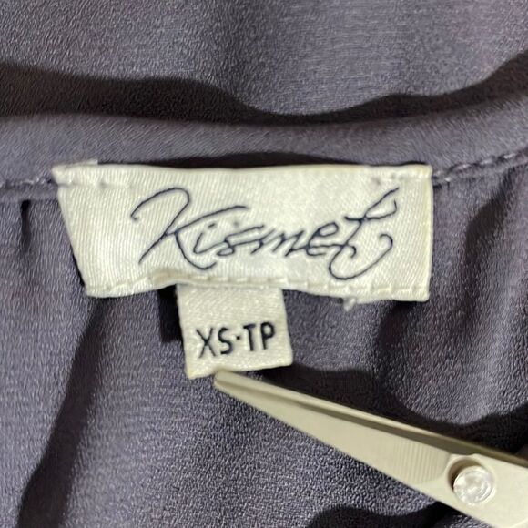 Kismet Sleeveless Crochet Yoke Relaxed Fit Top Size Extra Small - Picture 8 of 10